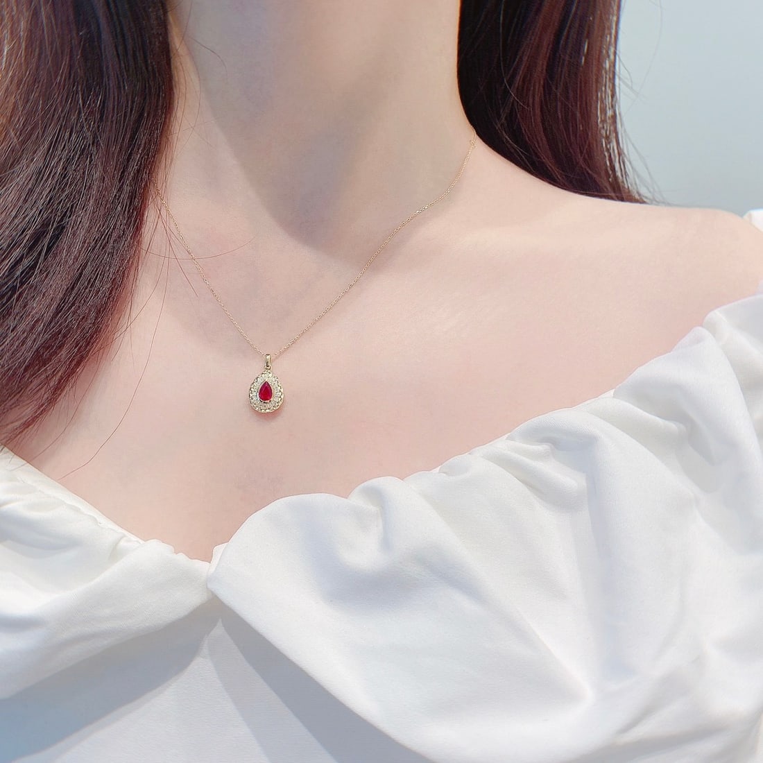 18k Gold 0.71 Ctw Natural Ruby & Diamond Necklace - 2