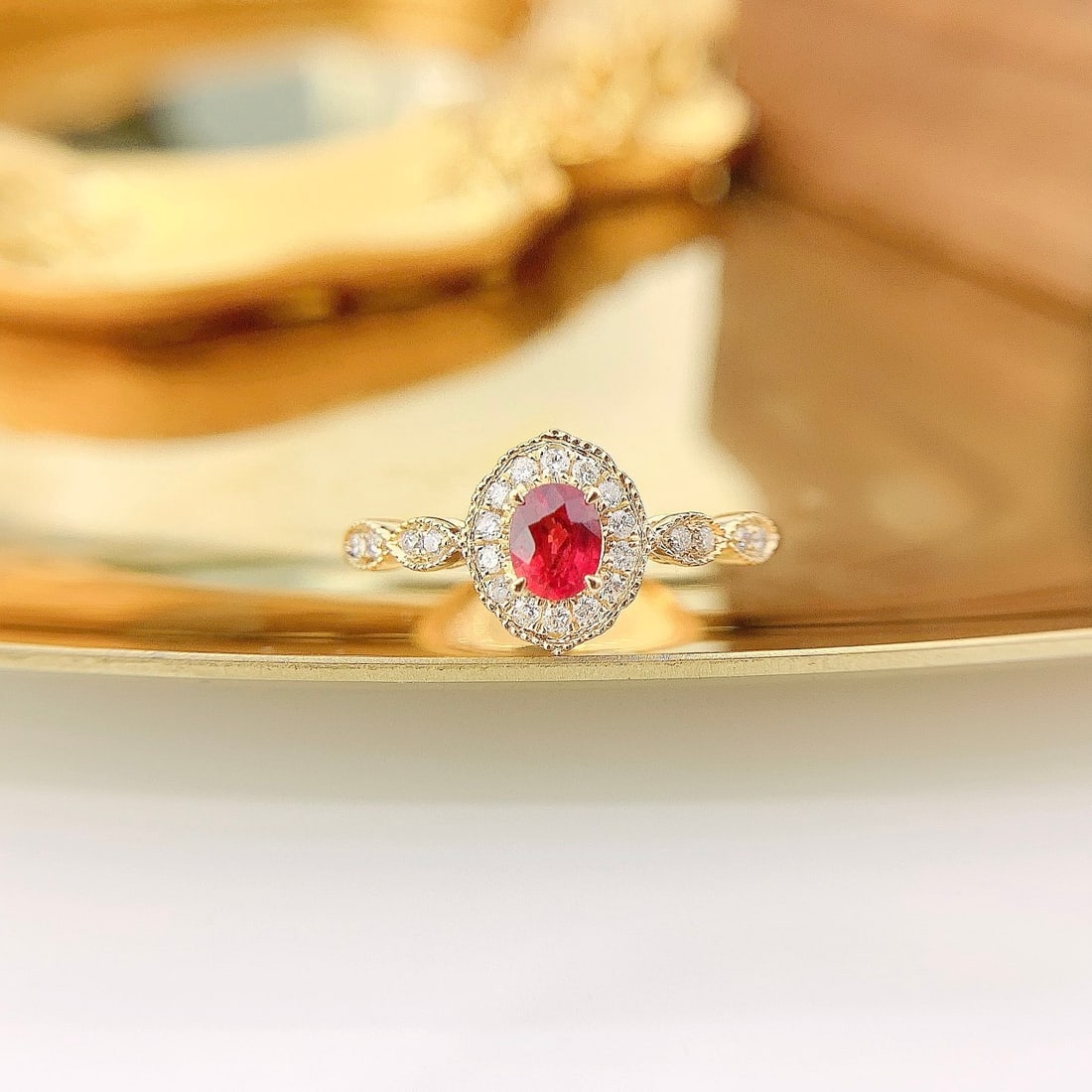 18k Gold 0.49 Ctw Natural Ruby & Diamond Ring: Ref:231125088 // gold content:18k gold // ring size:6. 25us // // main gemstone:ruby // shape:oval // carat weight:0. 34ct // color:red // treatment:natural // // adjacent gemstone 2 : diamond // shap