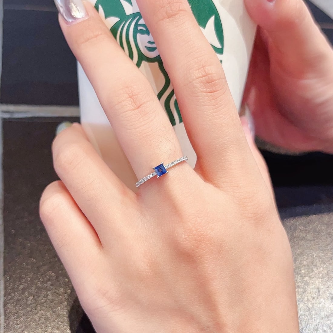 18k Gold 0.41 Ctw Natural Sapphire & Diamond Ring - 3