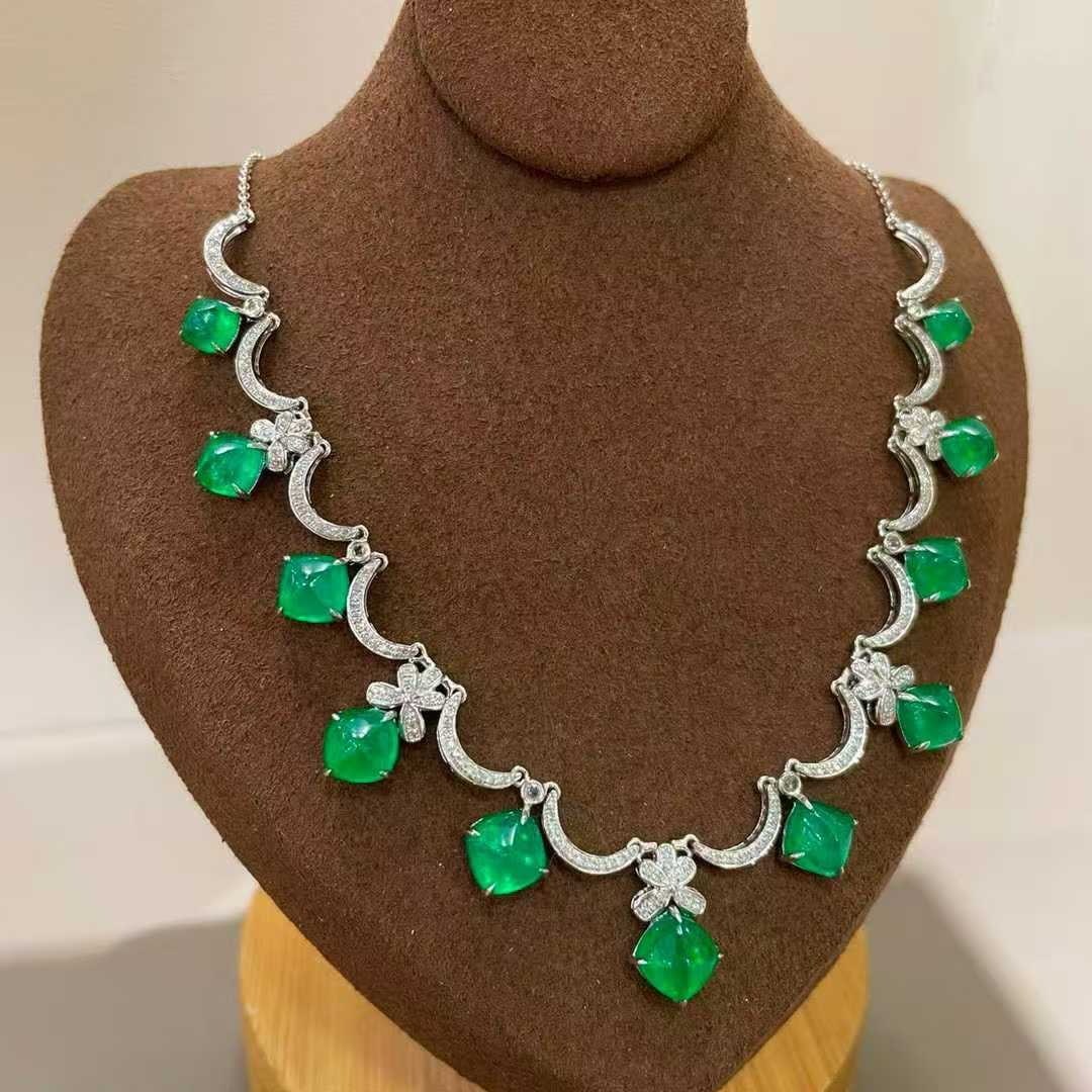 14k Gold 10.57 Ct Natural Emerald & Diamond & Sapphire Necklace - 4