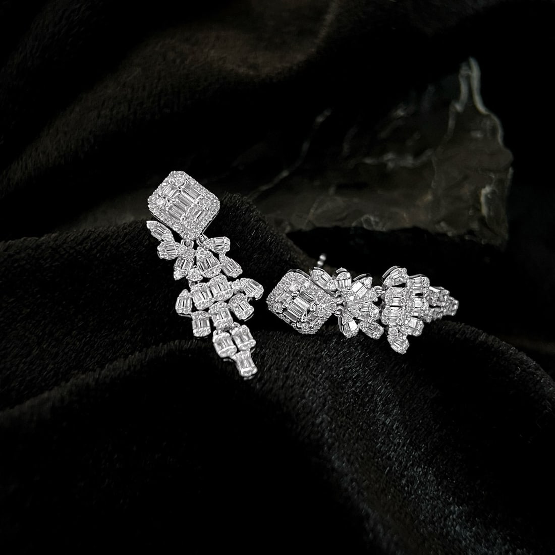 14k Gold 1.1 Ct Natural H Diamond Earrings - 4