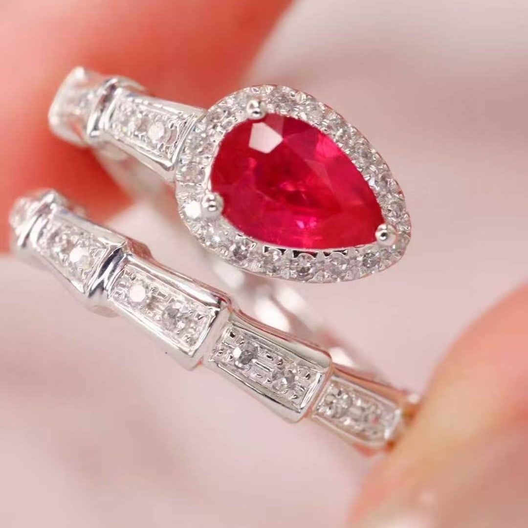 14k Gold 0.99 Ctw Vivid Red Natural Ruby & Diamond Ring - 2