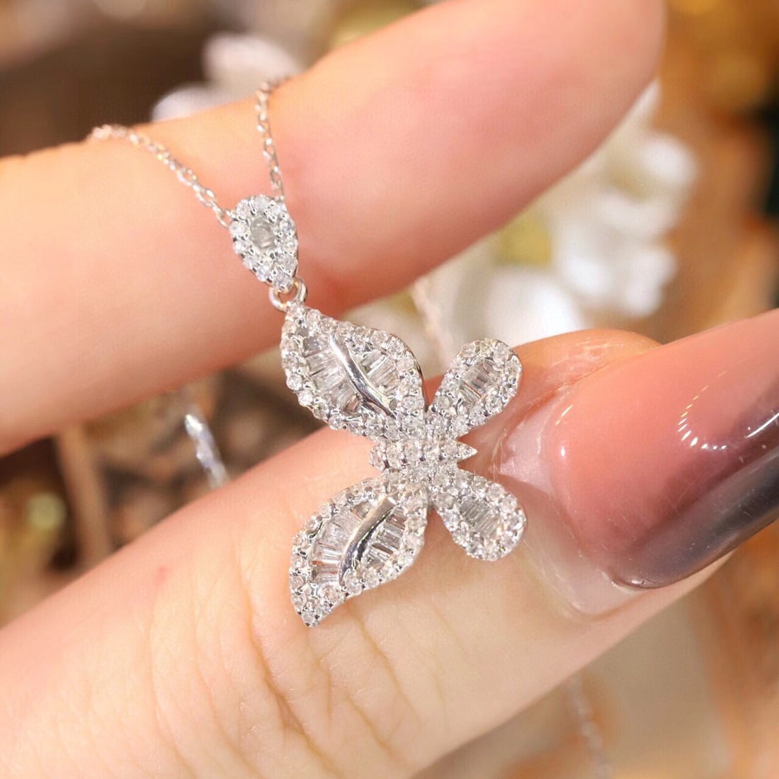 14k Gold 0.5 Ct Natural H Diamond & Butterfly Necklace - 4