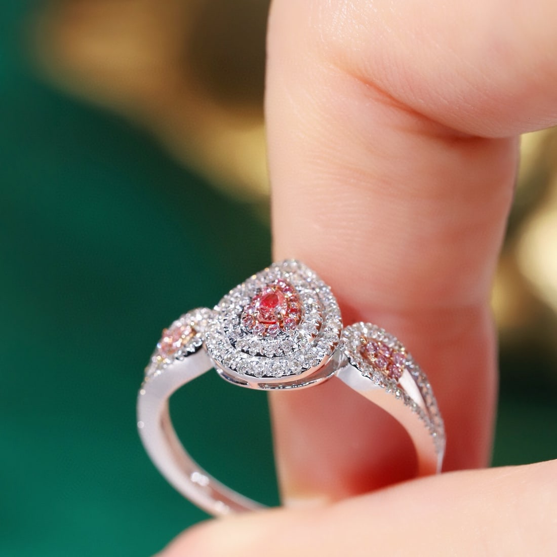 14k Gold 0.45 Ctw Natural Pink Diamond & Diamond Ring - 4