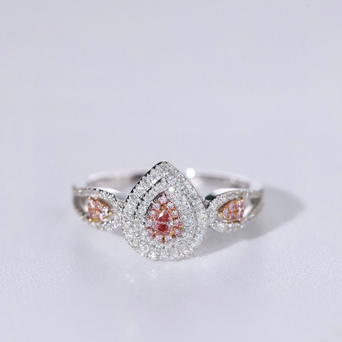 14k Gold 0.45 Ctw Natural Pink Diamond & Diamond Ring - 7