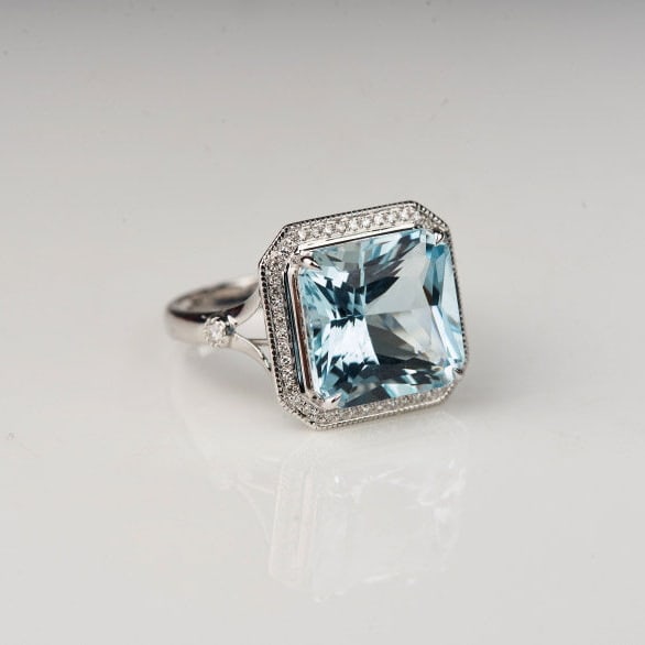 14k Gold 6.01 Ct Natural Aquamarine & Diamond Ring - 6
