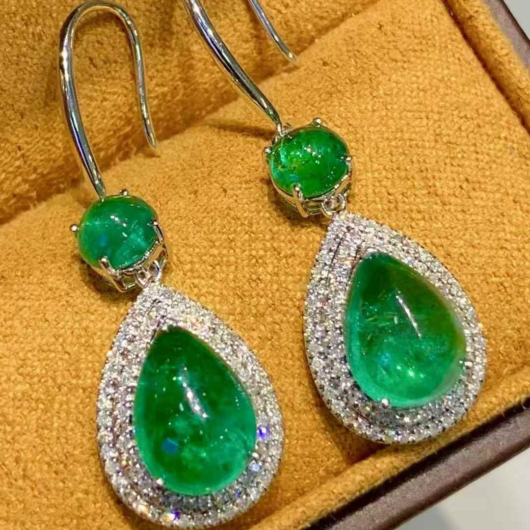 14k Gold 5.2 Ct Natural Emerald & Diamond Earrings - 5