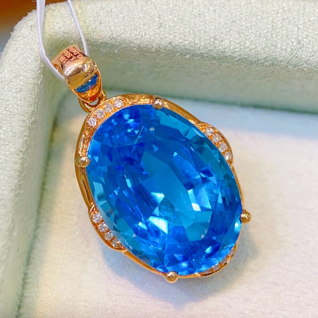 14k Gold 11.60 Ctw Natural Topaz & Diamond Pendant( Without Chain ) - 3