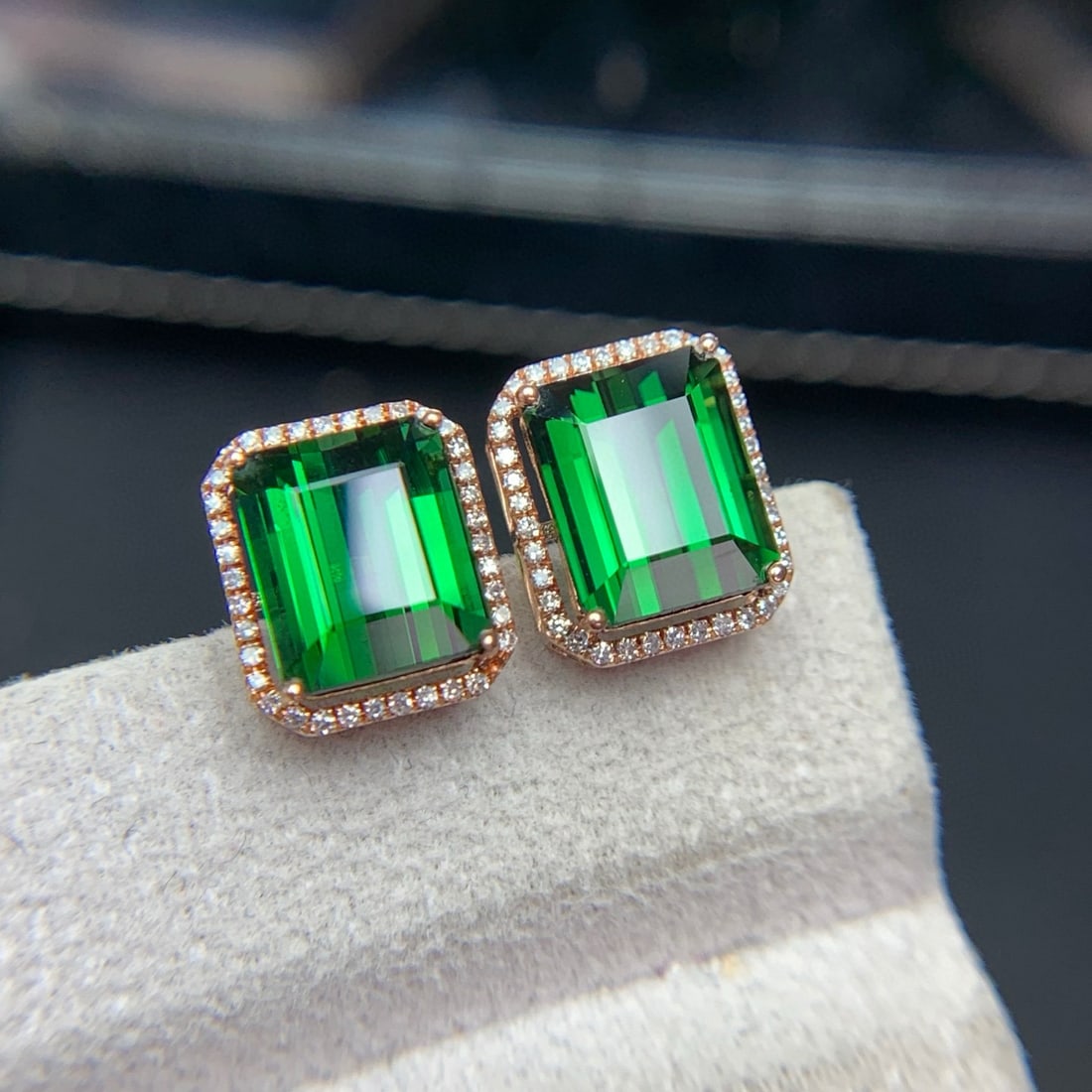 14k Gold 6.8 Ct Natural Tourmaline & Diamond Earrings - 3