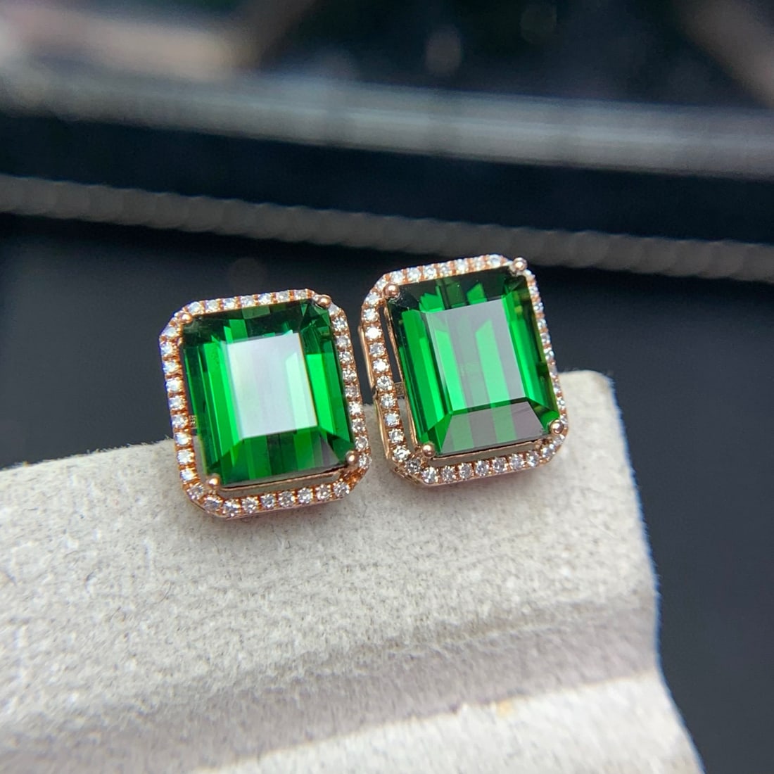 14k Gold 6.8 Ct Natural Tourmaline & Diamond Earrings - 4