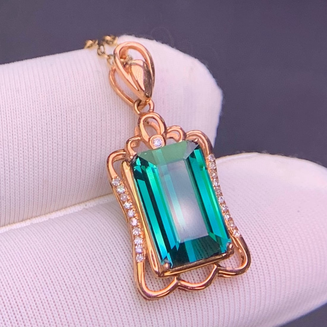 14k Gold 3.3 Ct Natural Tourmaline & Diamond Pendant( Without Chain ) - 2