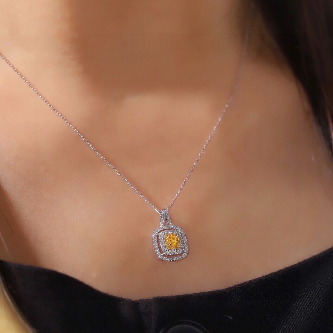 14k Gold 0.40 Ctw Natural Yellow Diamond & Diamond Necklace - 8