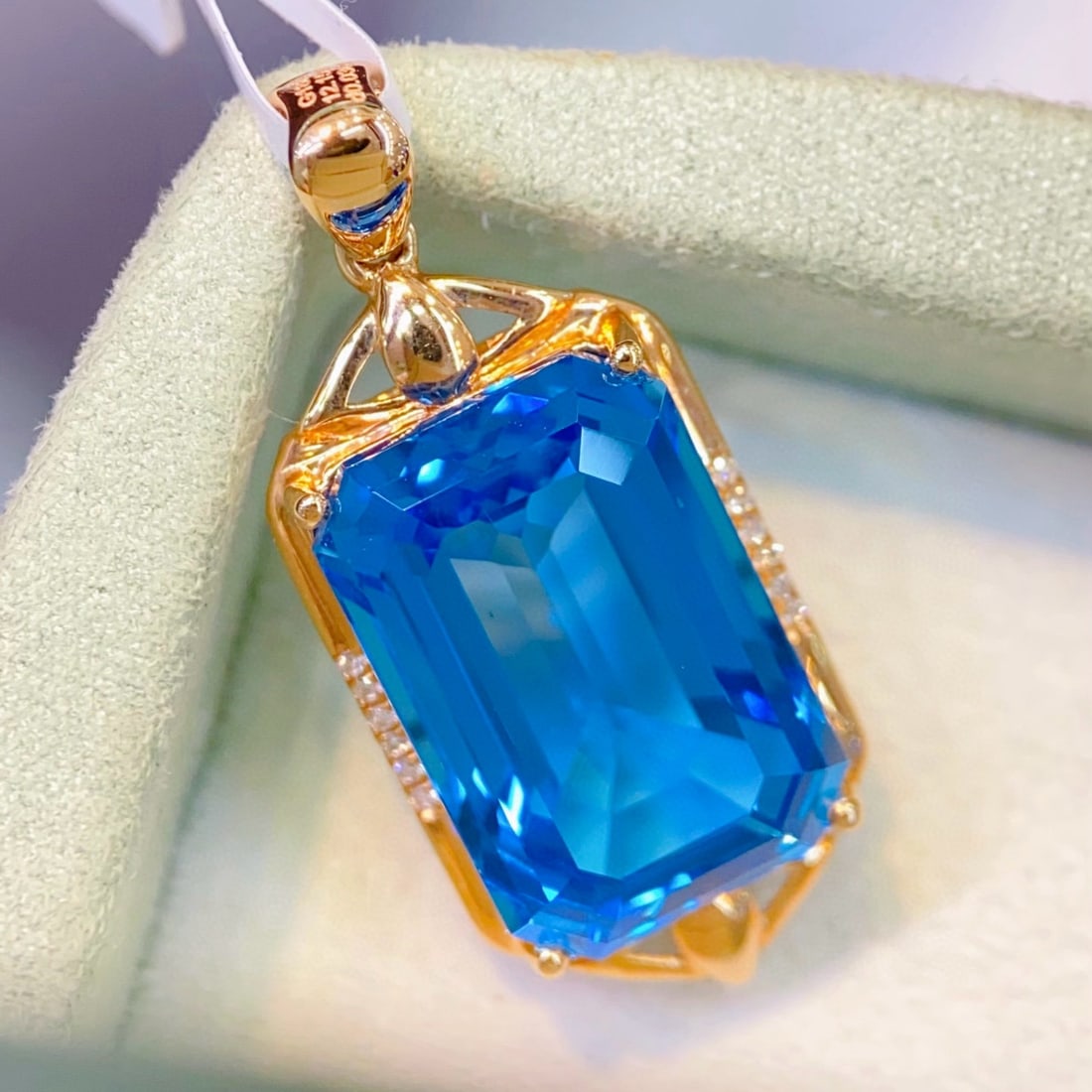 14k Gold 12.18 Ctw Natural Topaz & Diamond Pendant( Without Chain ) - 2