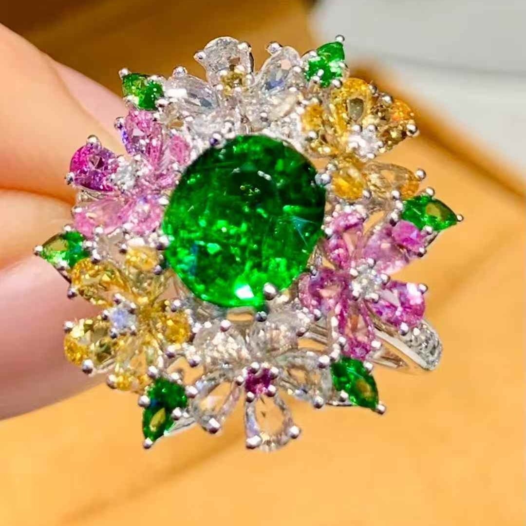 14k Gold 2.01 Ct Vivid Green Natural Tsavorite & Diamond Ring - 2