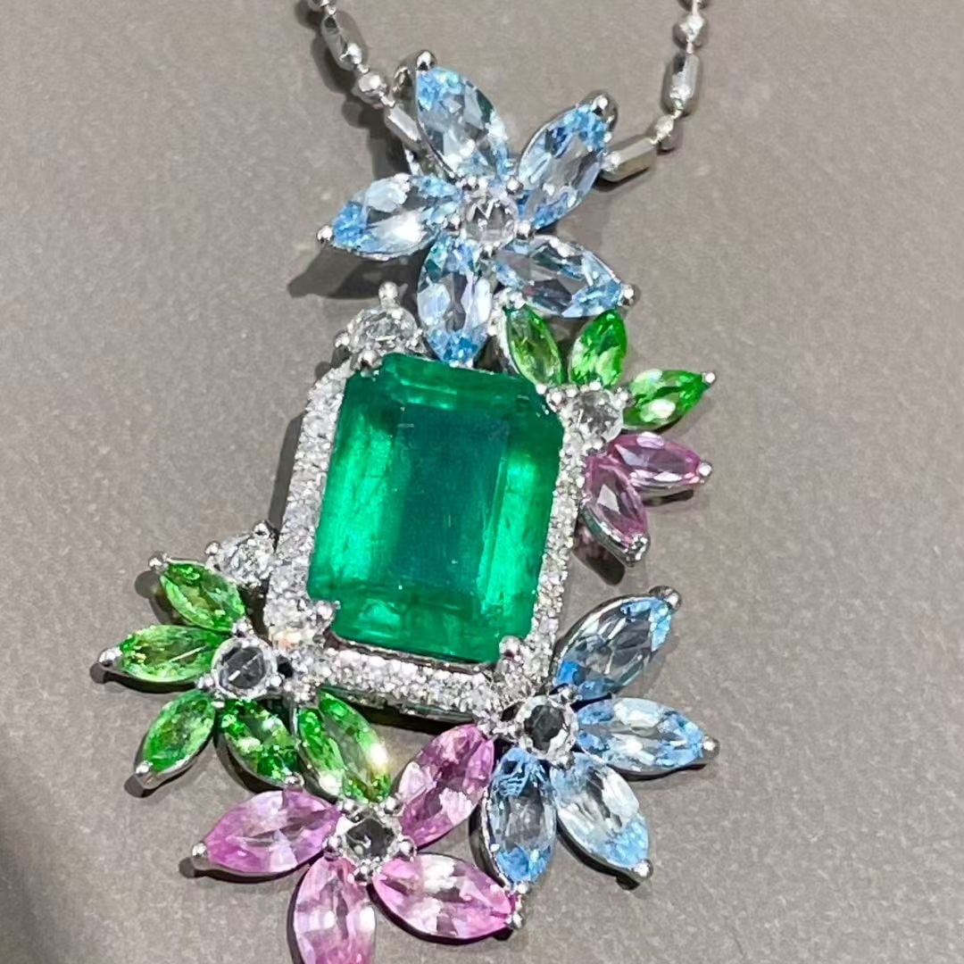14k Gold 1.63 Ct Natural Emerald & Diamond Pendant( Without Chain ) - 5