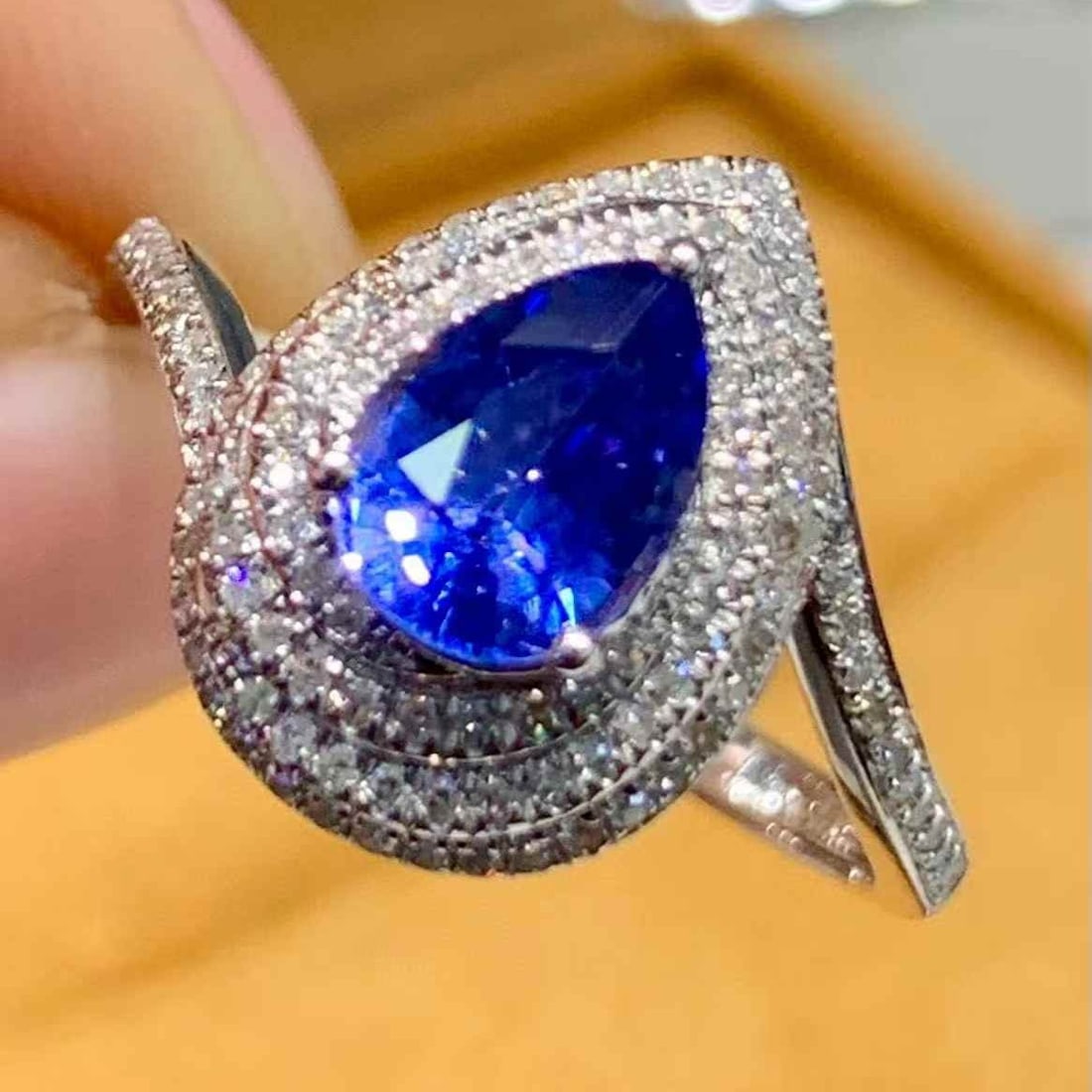 14k Gold 1.1 Ct Natural Sapphire & Diamond Ring - 2