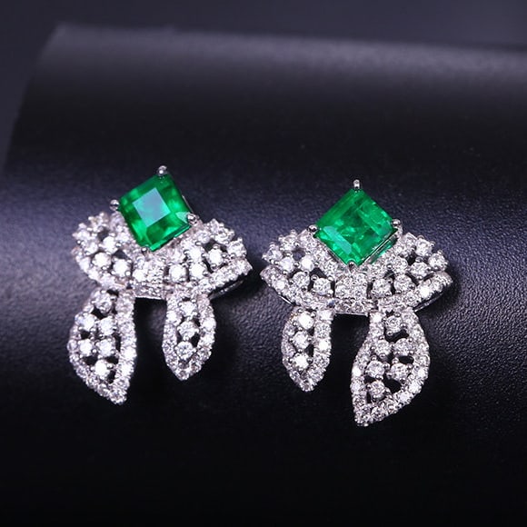 14k Gold 1.20 Ctw Vivid Green Natural Emerald & Diamond Earrings - 3