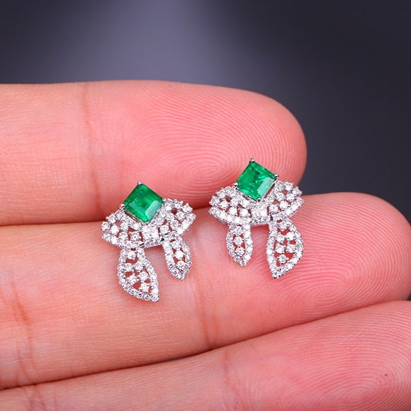 14k Gold 1.20 Ctw Vivid Green Natural Emerald & Diamond Earrings - 7