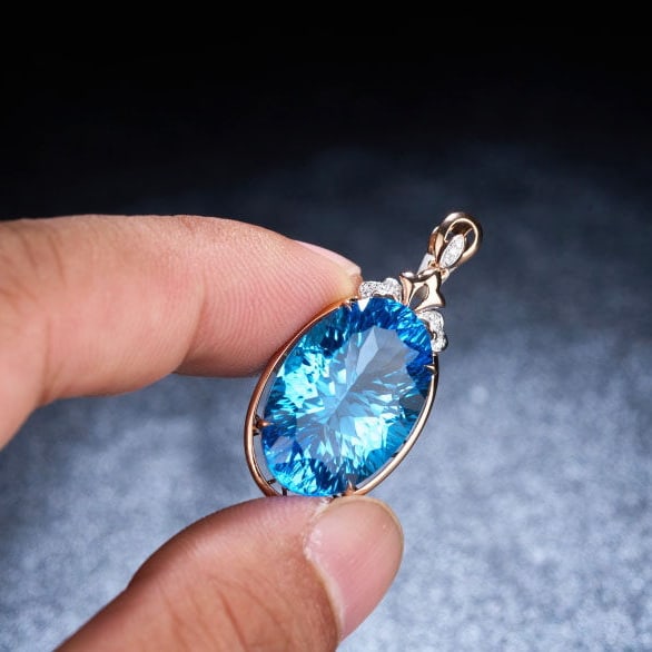 14k Gold 20.25 Ct Natural Topaz & Diamond Pendant( Without Chain ) - 8