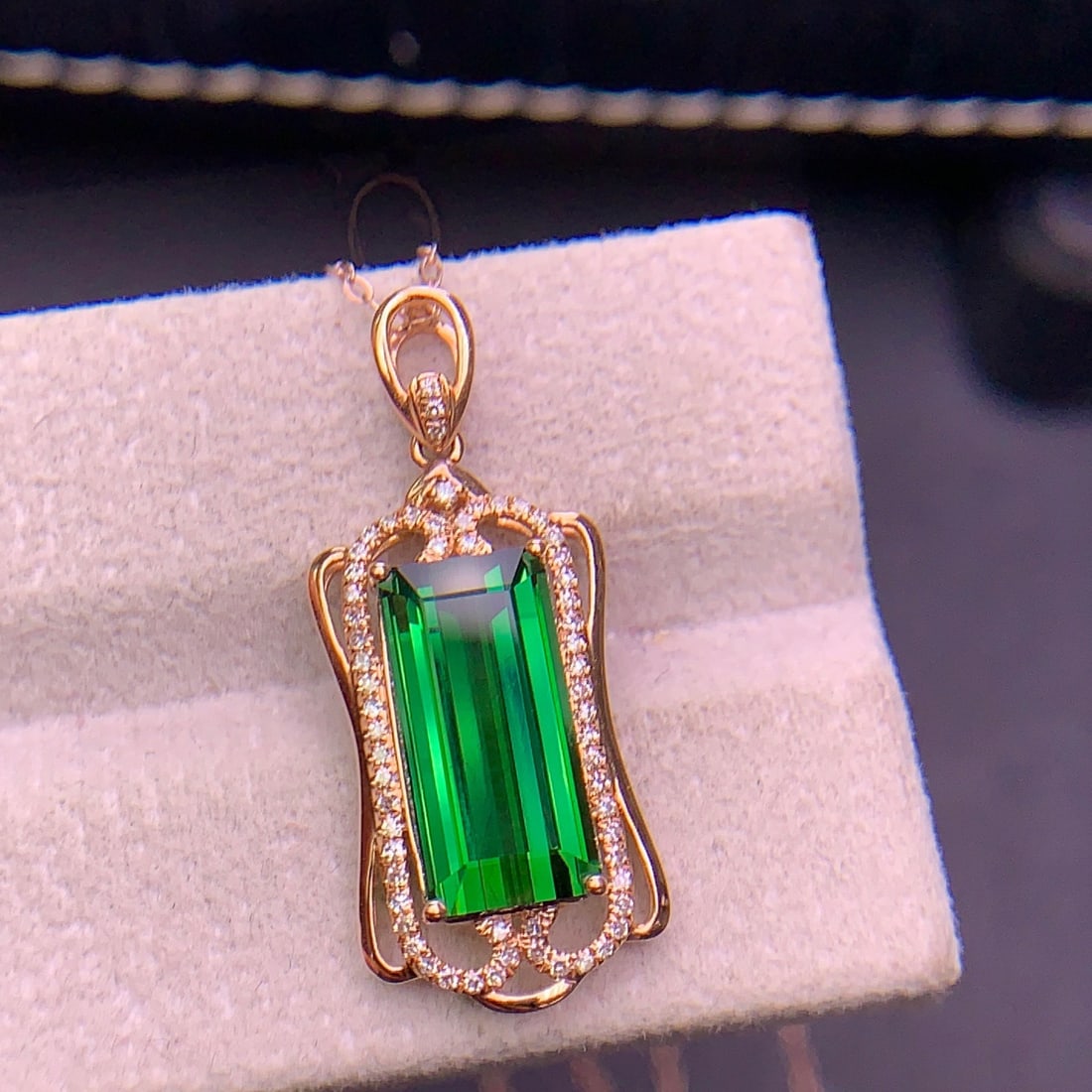 14k Gold 4.1 Ct Natural Tourmaline & Diamond Pendant( Without Chain ) - 6