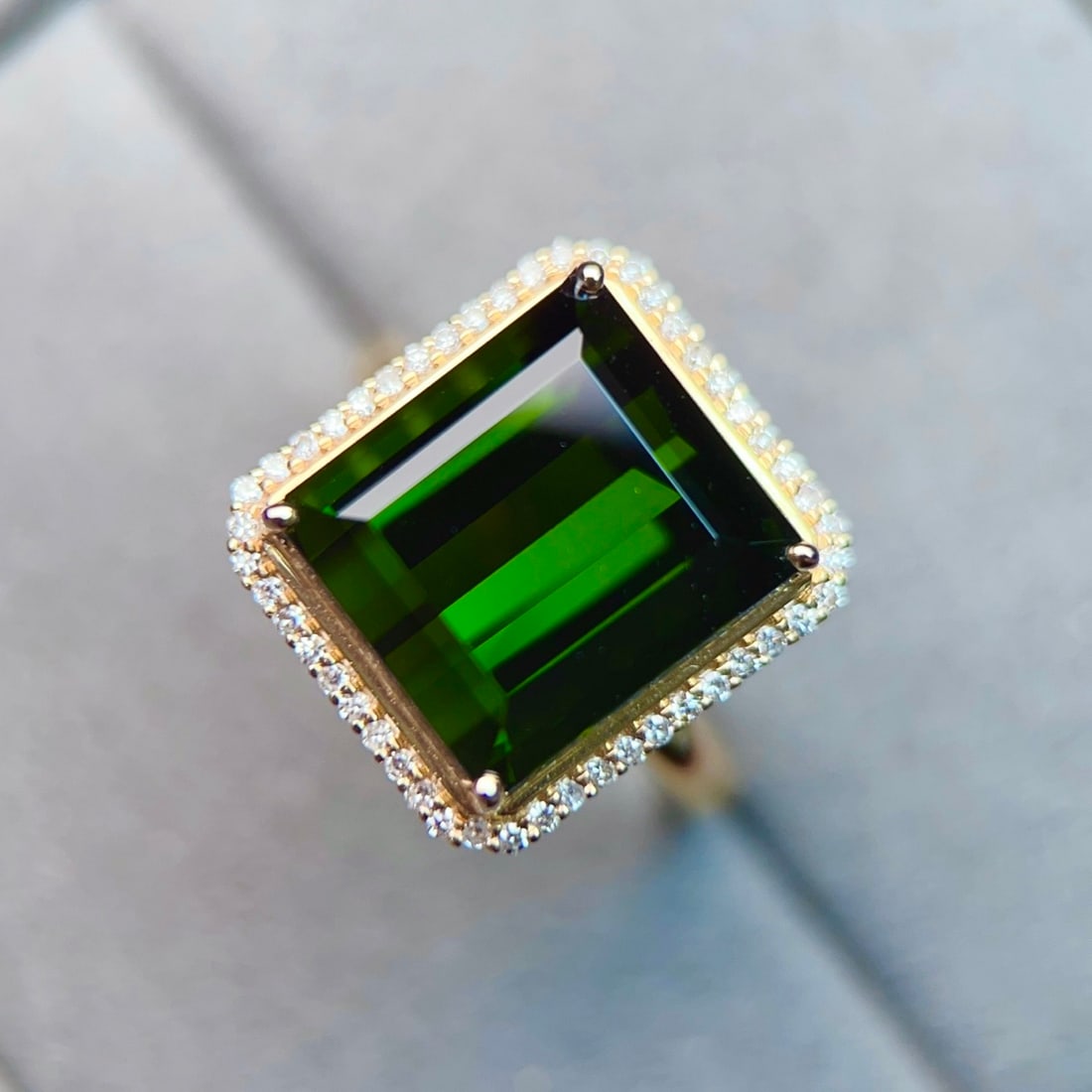 14k Gold 9.09 Ctw Natural Tourmaline & Diamond Ring - 3