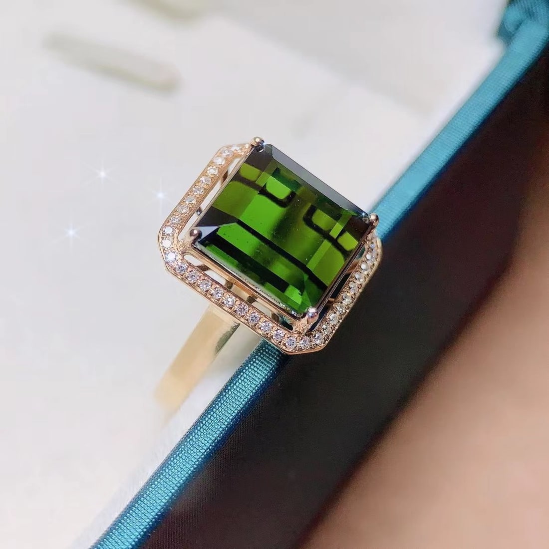 14k Gold 8.18 Ctw Natural Tourmaline & Diamond Ring - 4