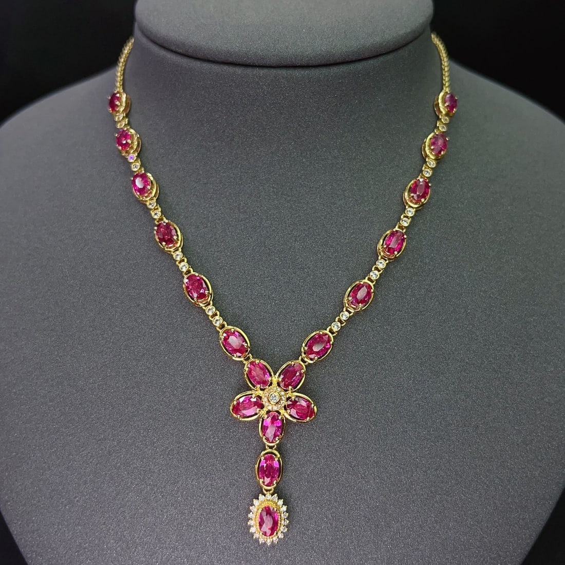 14k Gold 5.65 Ct Natural Ruby & Diamond & Sapphire Necklace - 4
