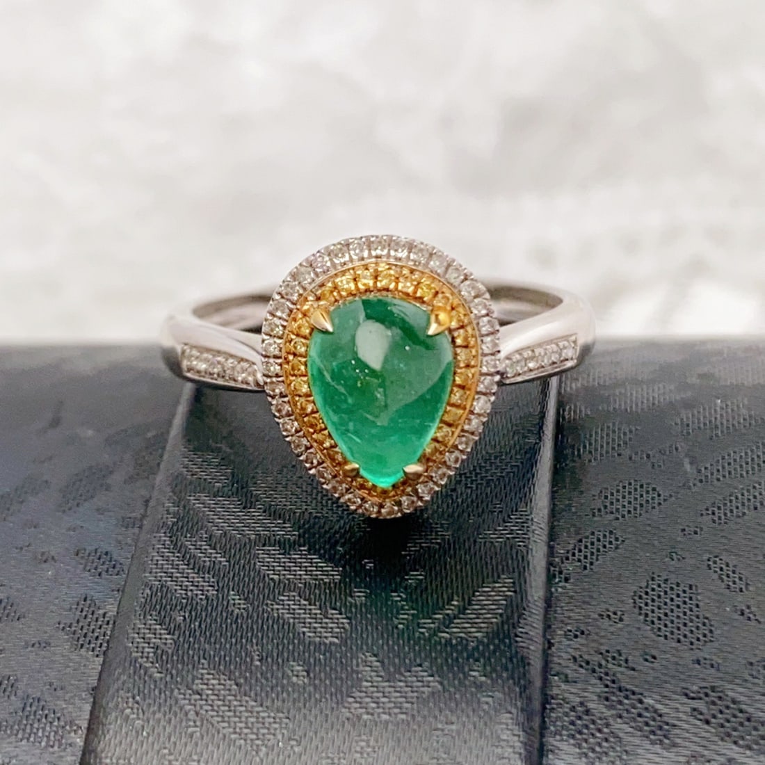 14k Gold 1.50 Ct Natural Emerald & Diamond Ring - 2