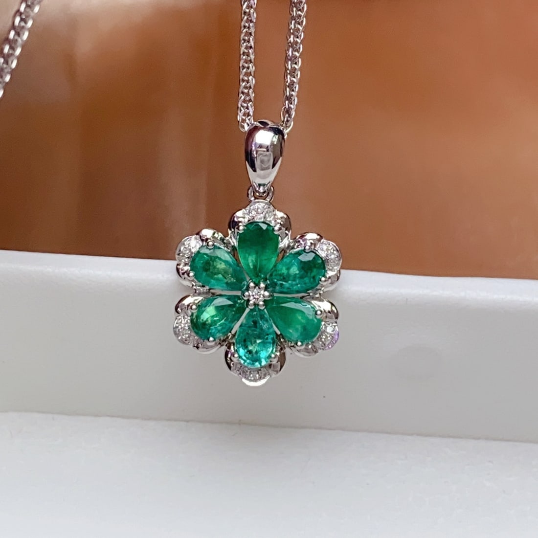 14k Gold 1.80 Ct Natural Emerald & Diamond Pendant( Without Chain ) - 3