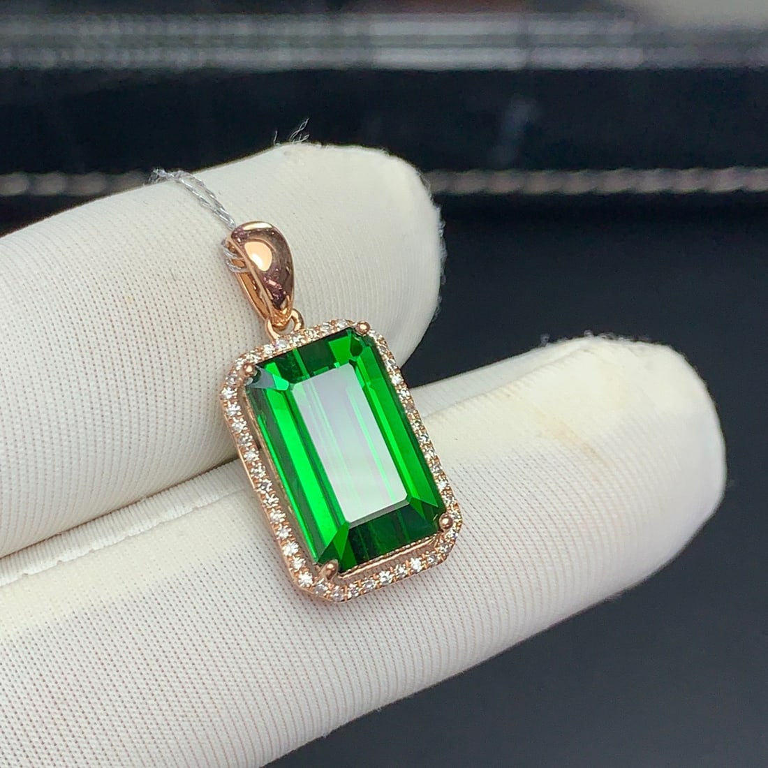 14k Gold 5.7 Ct Natural Tourmaline & Diamond Pendant( Without Chain ) - 9