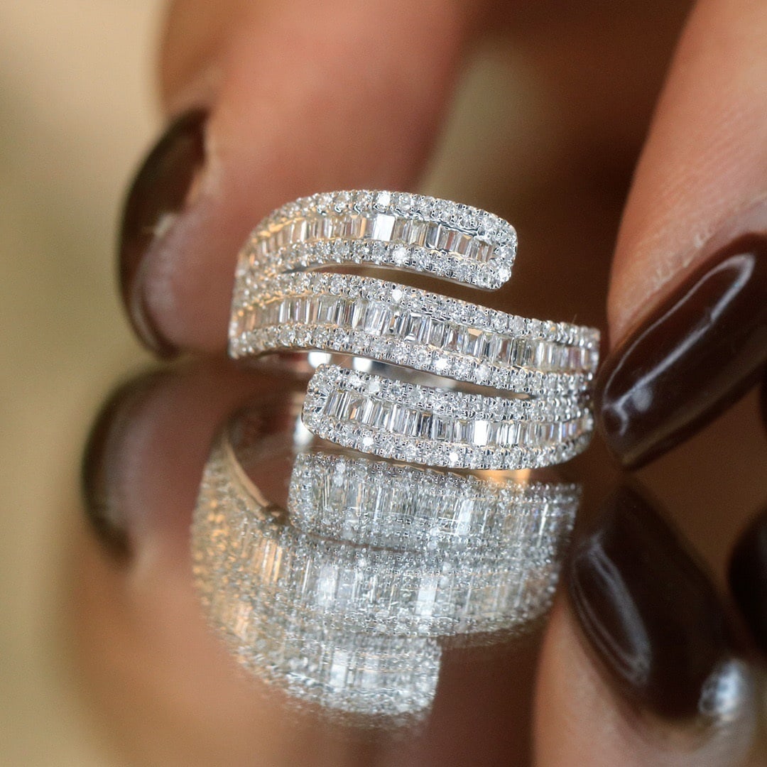 14k Gold 0.9 Ct Natural H Diamond Ring - 4