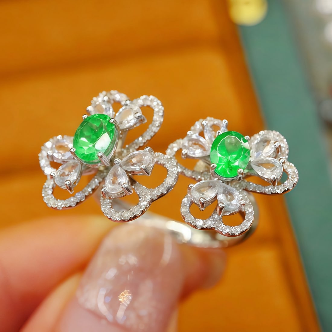 14k Gold 1.9 Ctw Natural Tsavorite & Sapphire Ring - 4