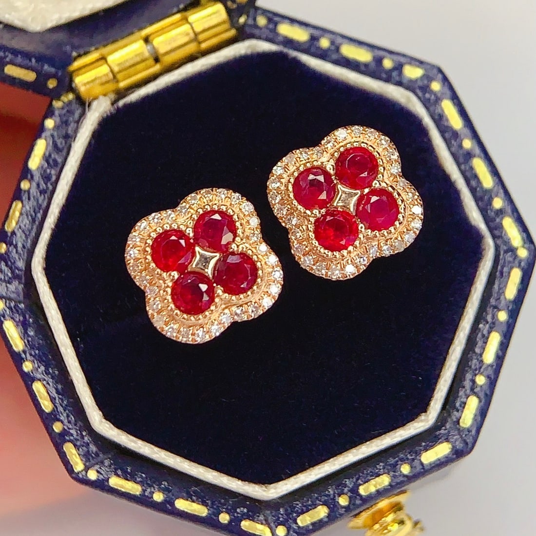 14k Gold 0.8 Ct Natural Ruby & Diamond Earrings: Ref:231126134 // gold content:14k gold // main gemstone:ruby // shape:round // carat weight:0. 8ct // color:red // treatment:natural // cut grade:g // // adjacent gemstone 2 : diamond // number of