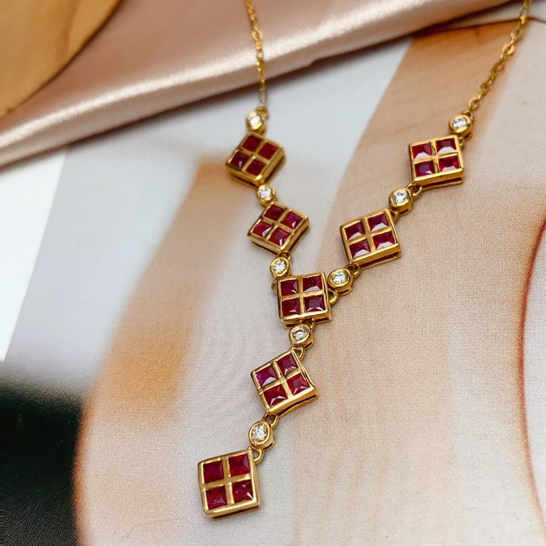 14k Gold 2.40 Ct Natural Ruby & Diamond Necklace - 3