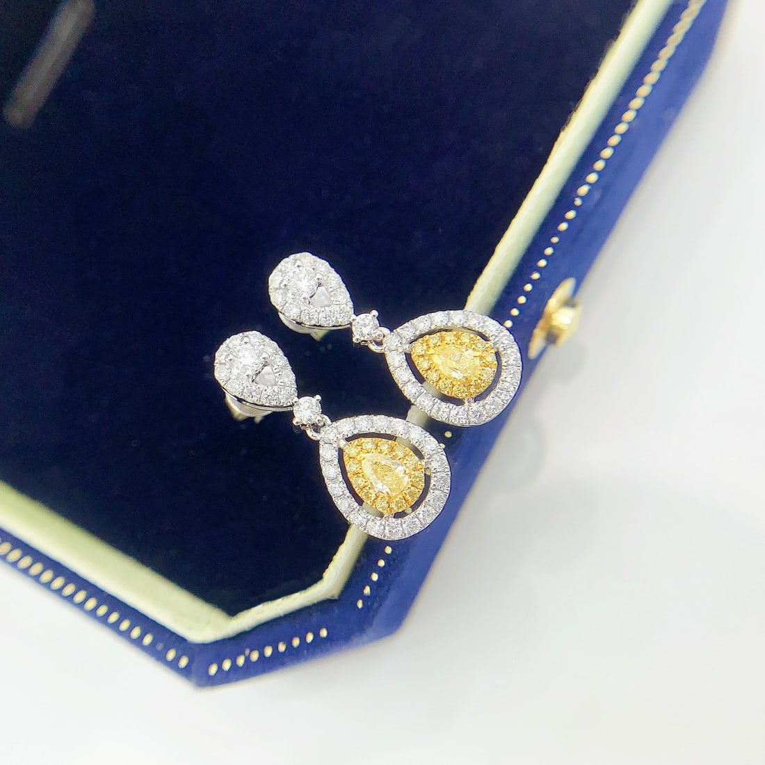 14k Gold 0.91 Ctw Natural Yellow Diamond & Diamond Earrings - 4