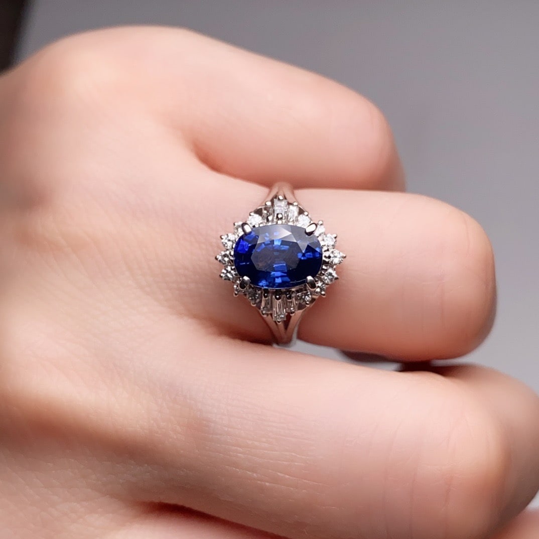 14k Gold 2.32 Ctw Natural Sapphire & Diamond Ring - 2