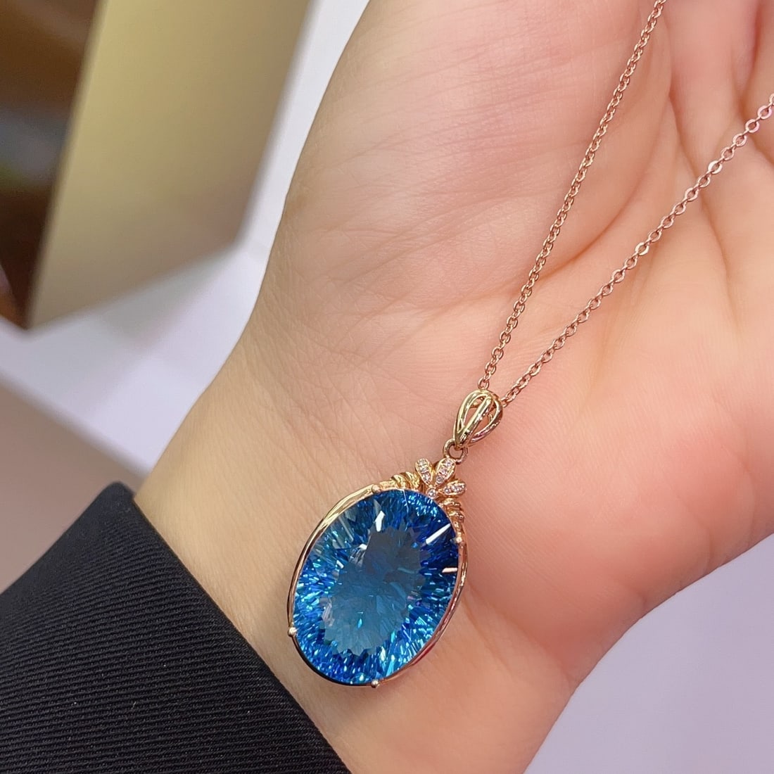 14k Gold 21.90 Ct Natural Topaz & Diamond Pendant( Without Chain ) - 4