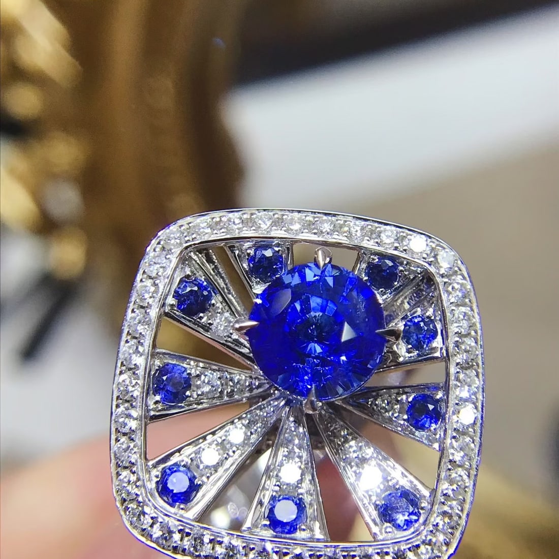 14k Gold 2.14 Ctw Natural Sapphire & Diamond Ring - 3