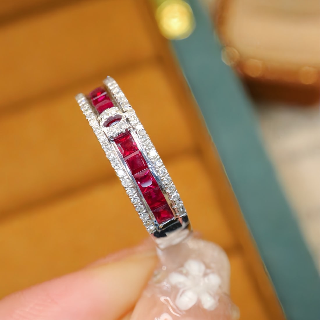 14k Gold 0.96 Ctw Natural Ruby & Diamond Ring - 2