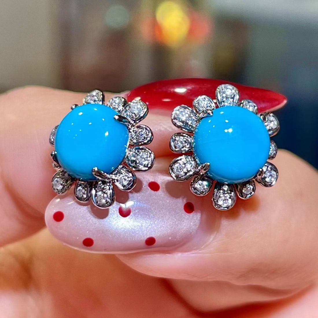 14k Gold 4.26 Ctw Natural Blue Turquoise & Diamond Earrings: Ref:231126216 // gold content:14k gold // main gemstone:blue turquoise // shape:round // carat weight:4. 02ct // color:blue // treatment:natural // cut grade:g // // adjacent gemstone 2 : diamond