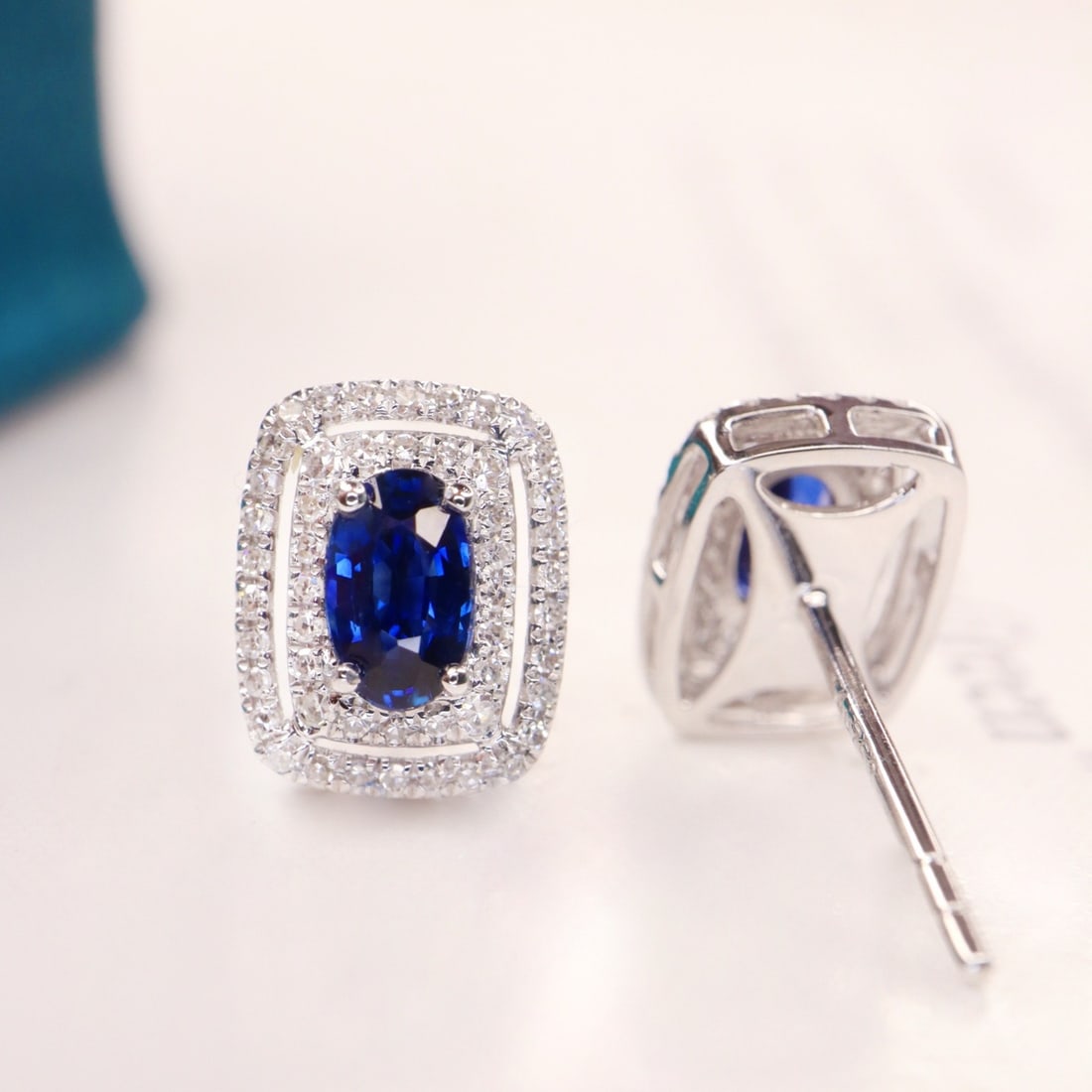 14k Gold 0.81 Ctw Natural Sapphire & Diamond Earrings - 3