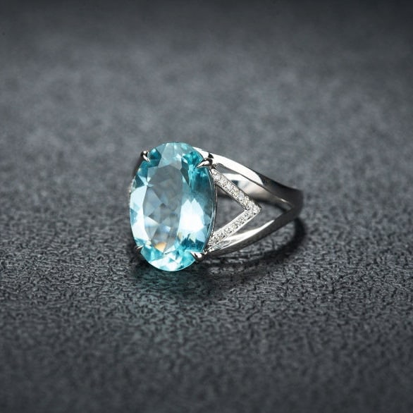 14k Gold 5.0 Ct Natural Aquamarine & Diamond Ring - 3