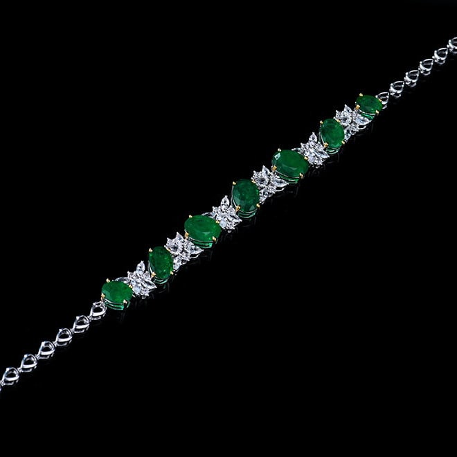 14k Gold 12.13 Ctw Vivid Green Natural Emerald & Sapphire Bracelet - 5