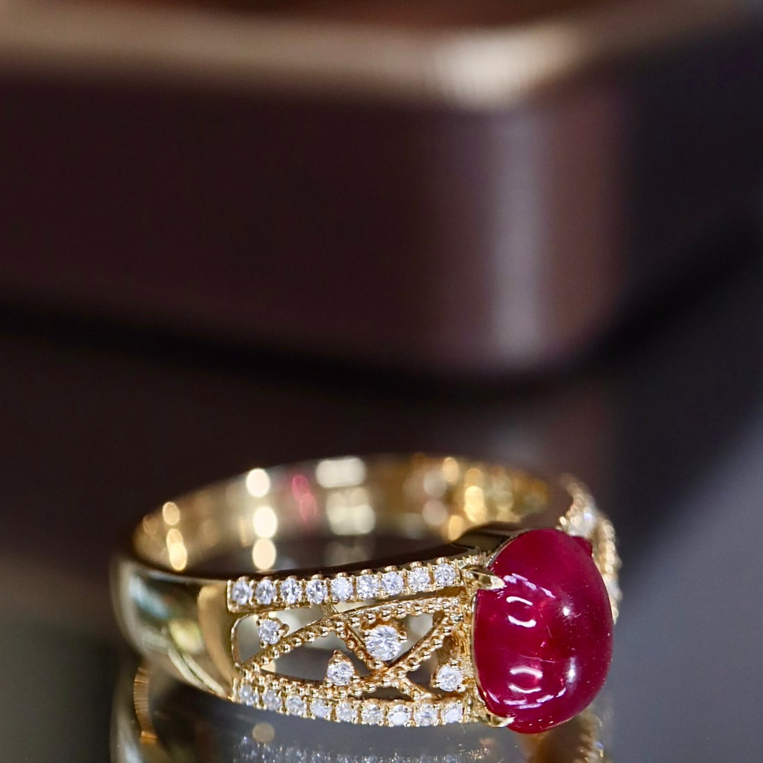 14k Gold 1.83 Ctw Natural Ruby & Diamond Ring: Ref:231126275 // gold content:14k gold // ring size:7. 25us // // main gemstone:ruby // shape:oval // carat weight:1. 71ct // color:red // treatment:natural // // adjacent gemstone 2 : diamond // shap