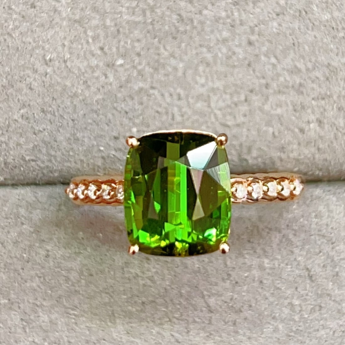 14k Gold 3.15 Ctw Natural Tourmaline & Diamond Ring: Ref:231126281 // gold content:14k gold // ring size:7. 25us // // main gemstone:tourmaline // shape:cushion // carat weight:3. 1ct // color:green // treatment:natural // // adjacent gemstone 2 : diamo