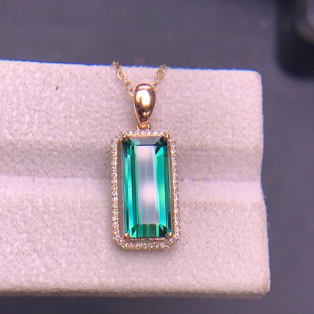 14k Gold 3.7 Ct Natural Tourmaline & Diamond Pendant( Without Chain ) - 6