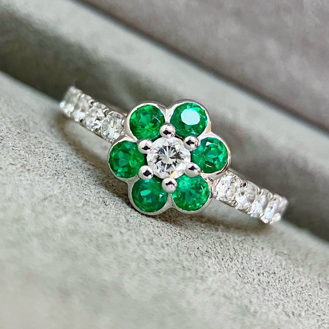 14k Gold 1.6 Ctw Natural Emerald & Diamond Ring - 2