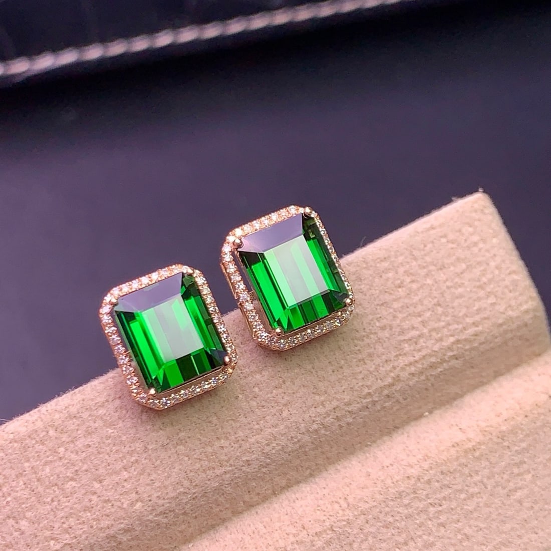 14k Gold 6.8 Ct Natural Tourmaline & Diamond Earrings - 4