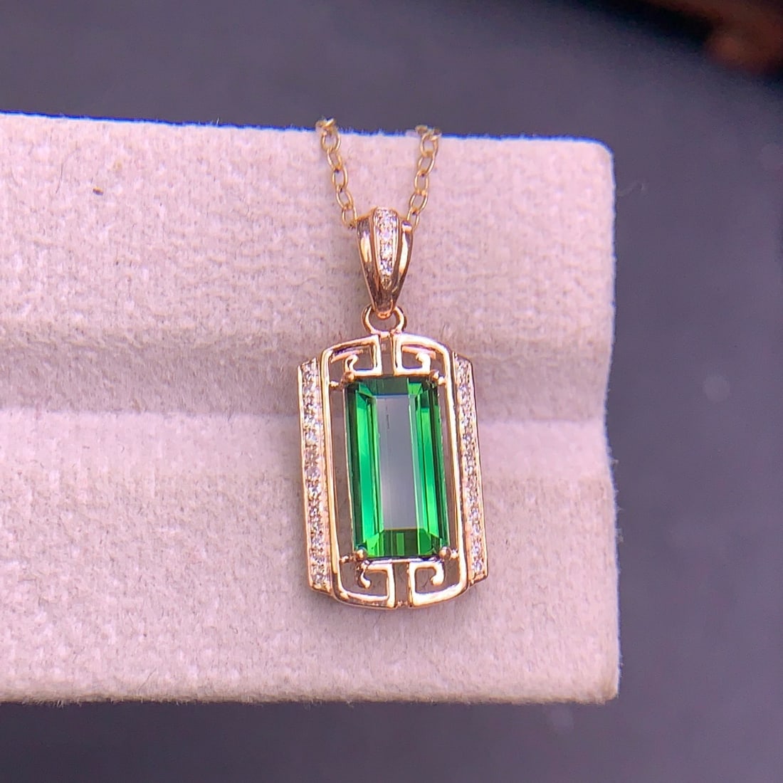 14k Gold 2.2 Ct Natural Tourmaline & Diamond Pendant( Without Chain ) - 2