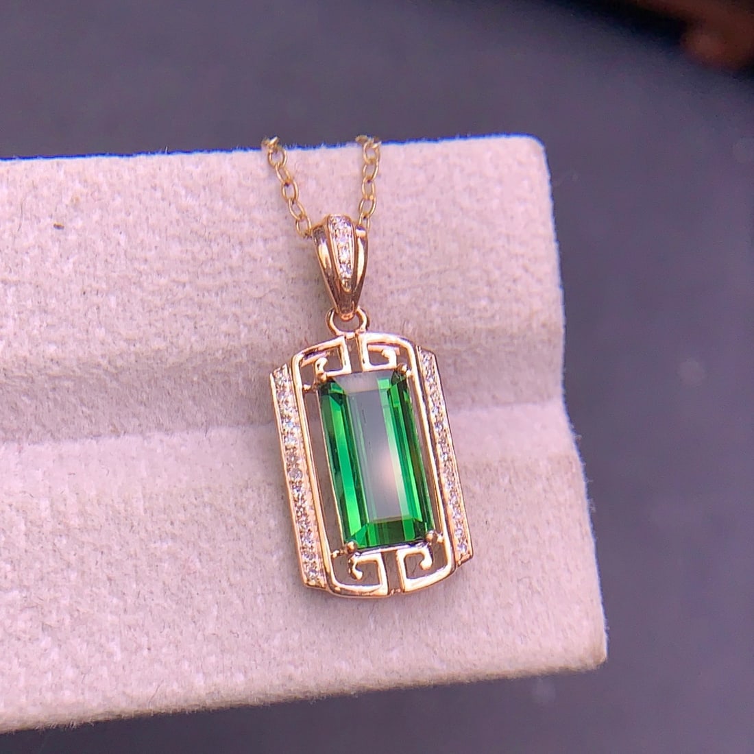 14k Gold 2.2 Ct Natural Tourmaline & Diamond Pendant( Without Chain ) - 6